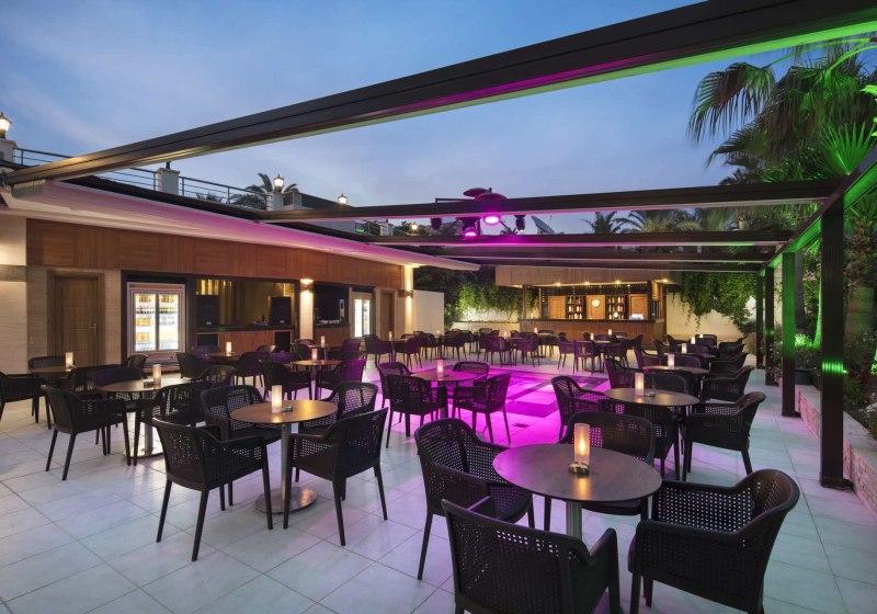 Ausstattung & Service