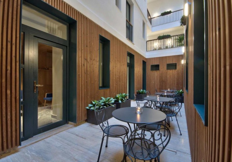 Ausstattung & Service