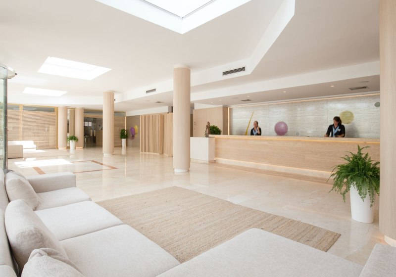 Ausstattung & Service