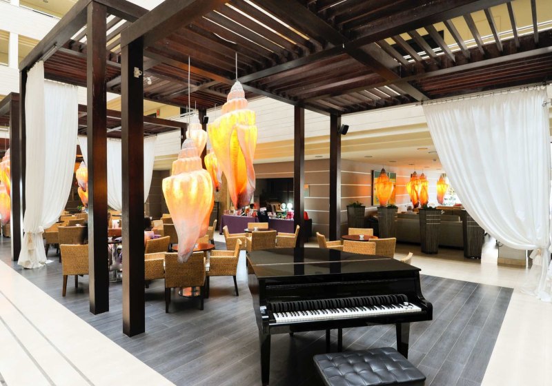 Ausstattung & Service