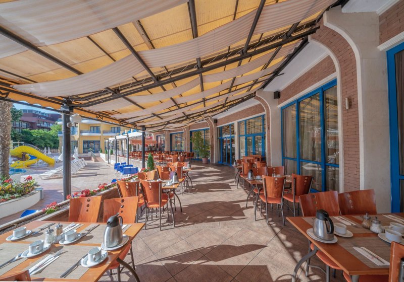 Ausstattung & Service