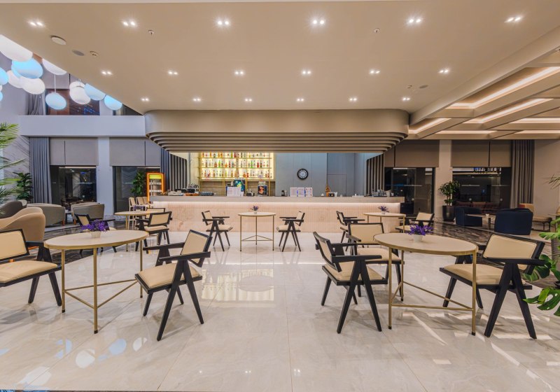 Ausstattung & Service