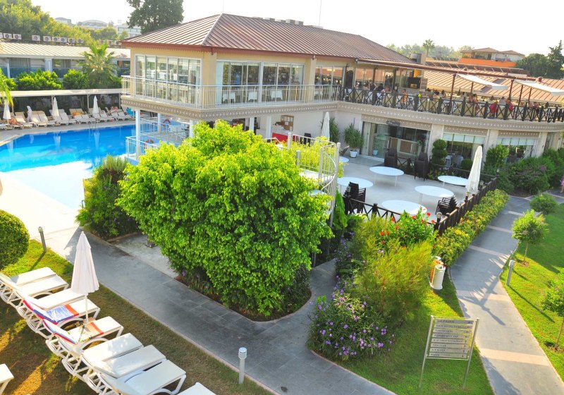 Ausstattung & Service