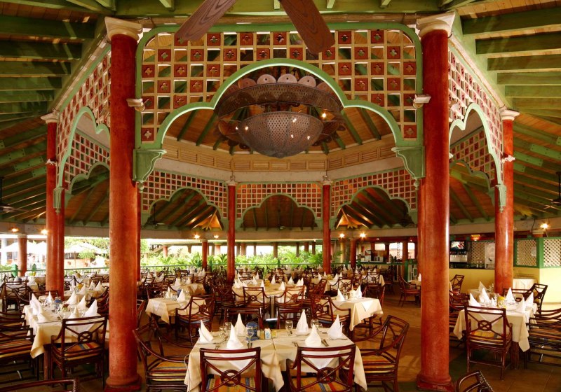 Ausstattung & Service