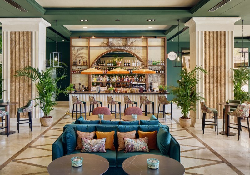 Ausstattung & Service