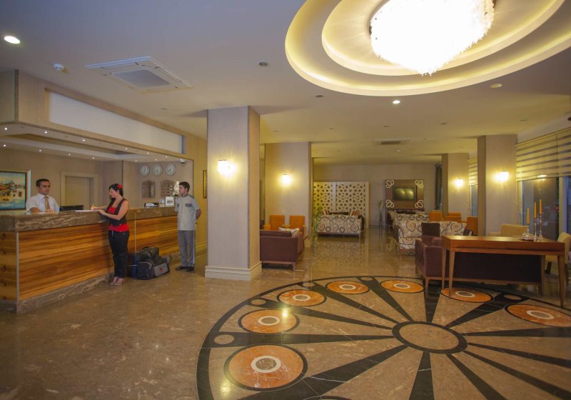 Ausstattung & Service