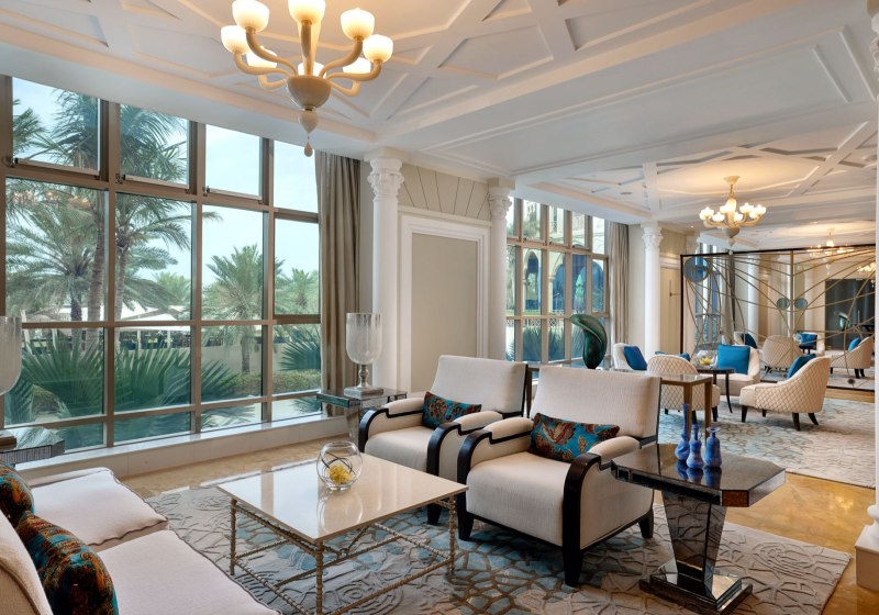 Ausstattung & Service