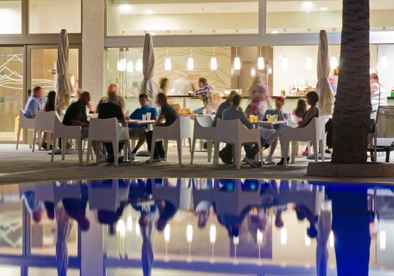 Ausstattung & Service