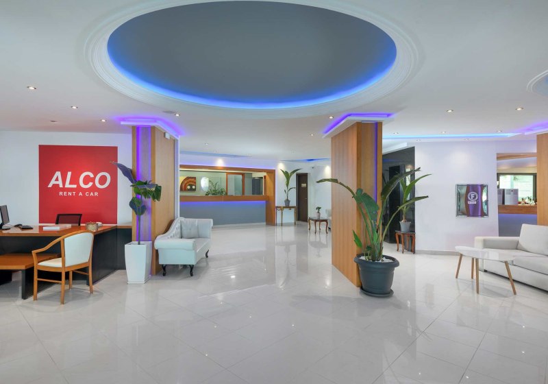 Ausstattung & Service