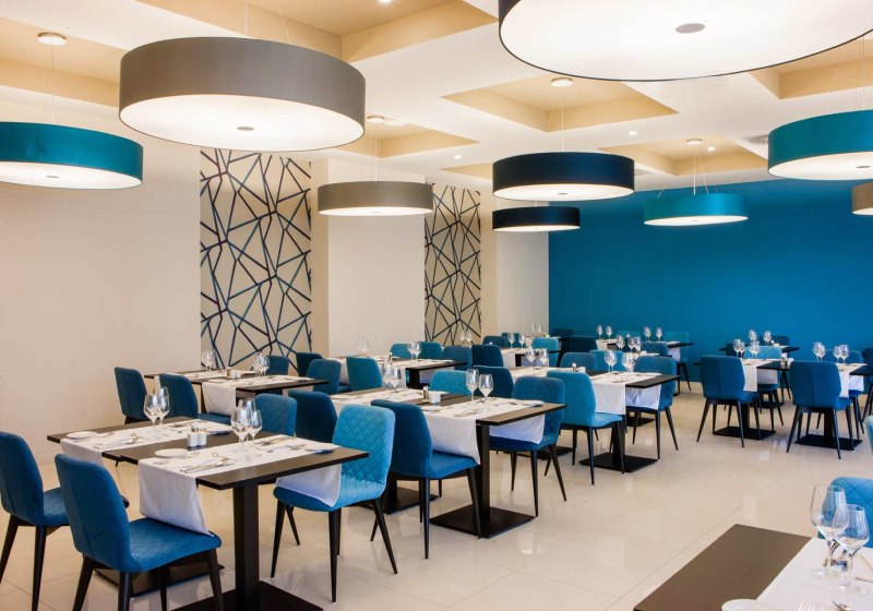 Ausstattung & Service