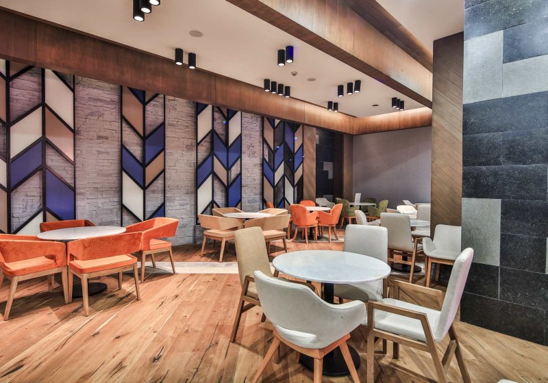 Ausstattung & Service