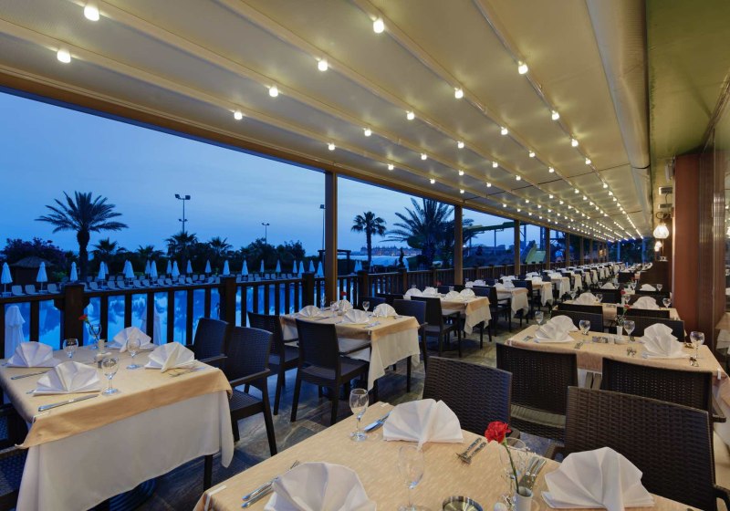 Ausstattung & Service