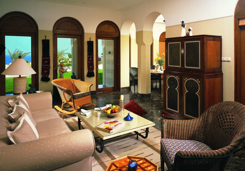 Ausstattung & Service