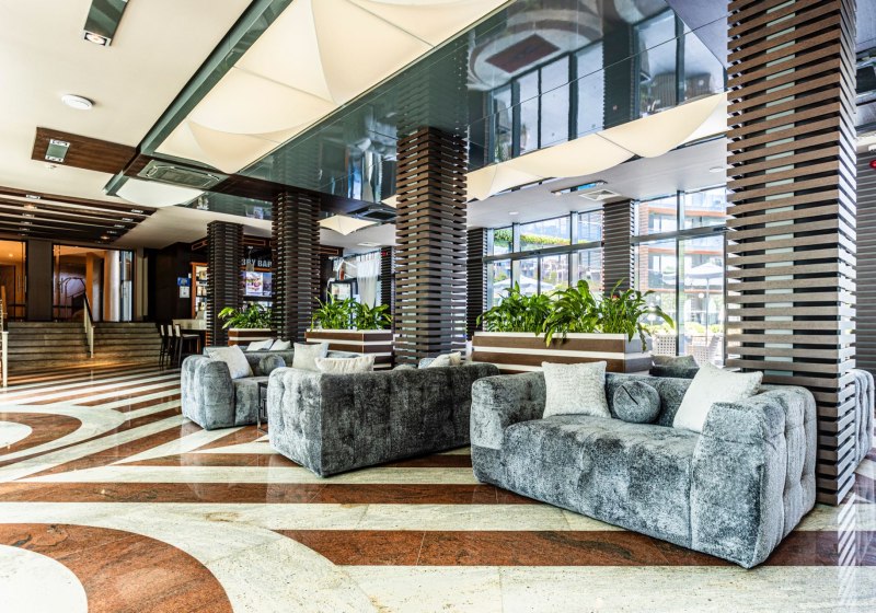 Ausstattung & Service