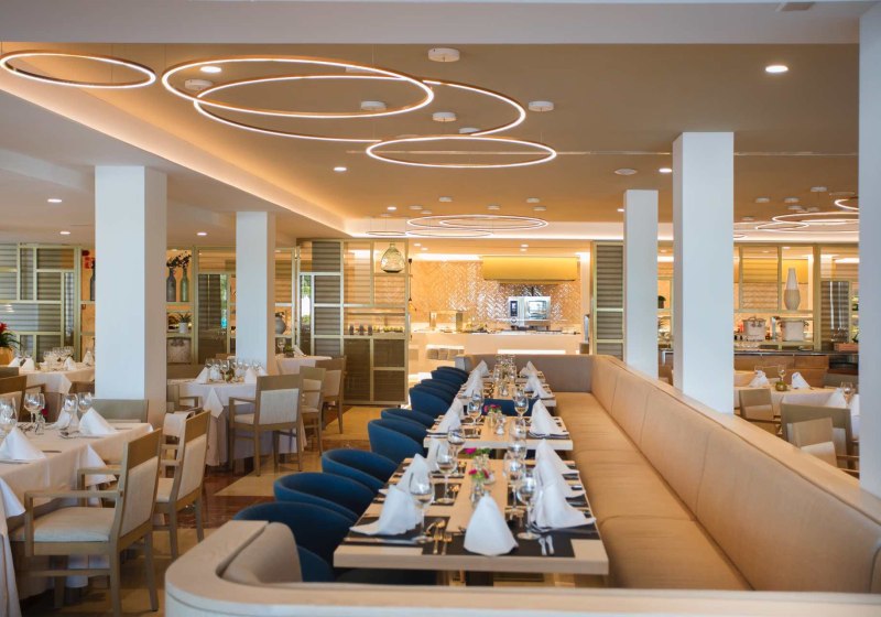 Ausstattung & Service