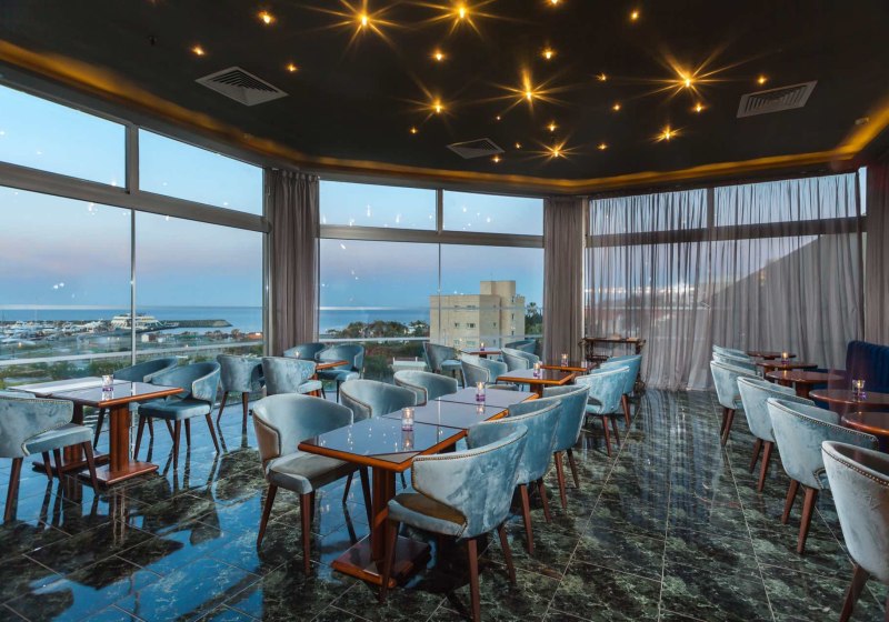 Ausstattung & Service