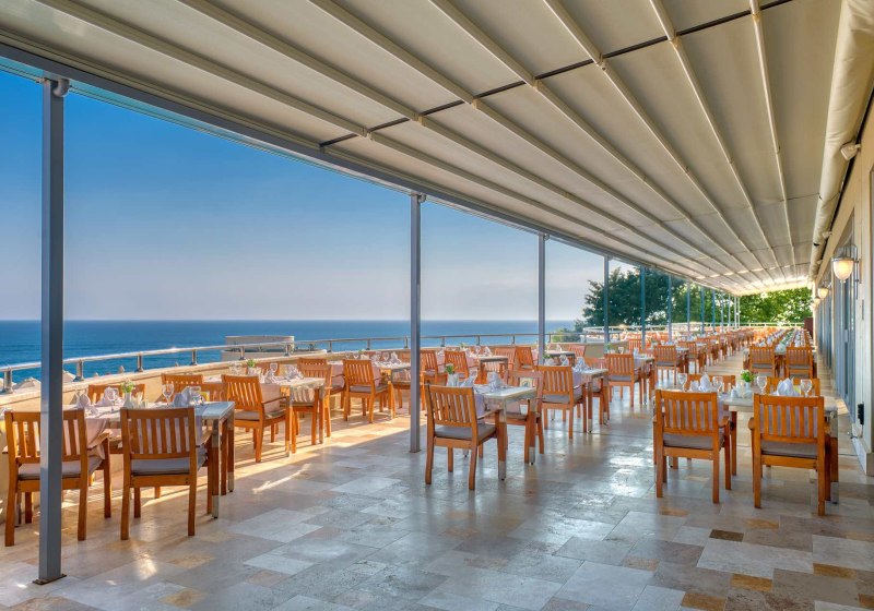 Ausstattung & Service