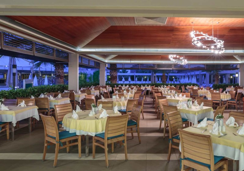 Ausstattung & Service