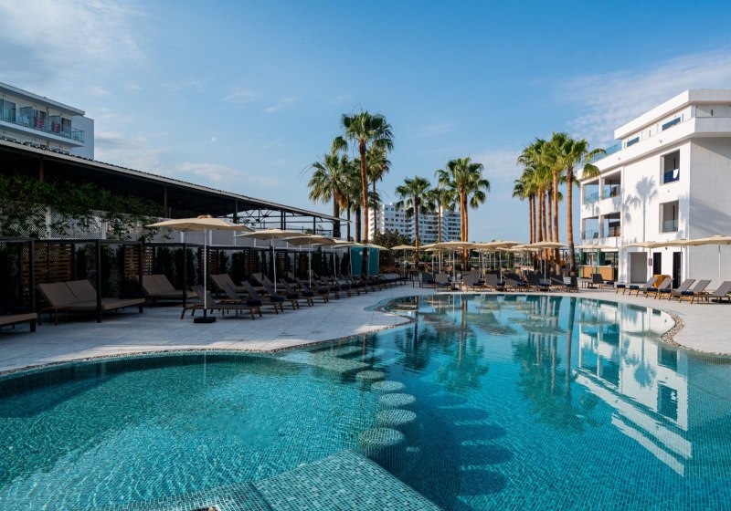 Beispiel: Hotel Außenpool