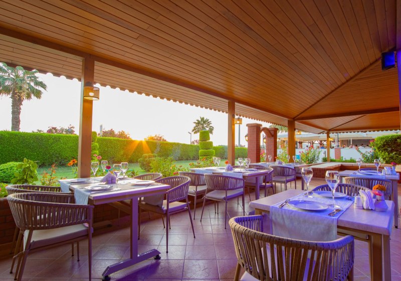 Ausstattung & Service