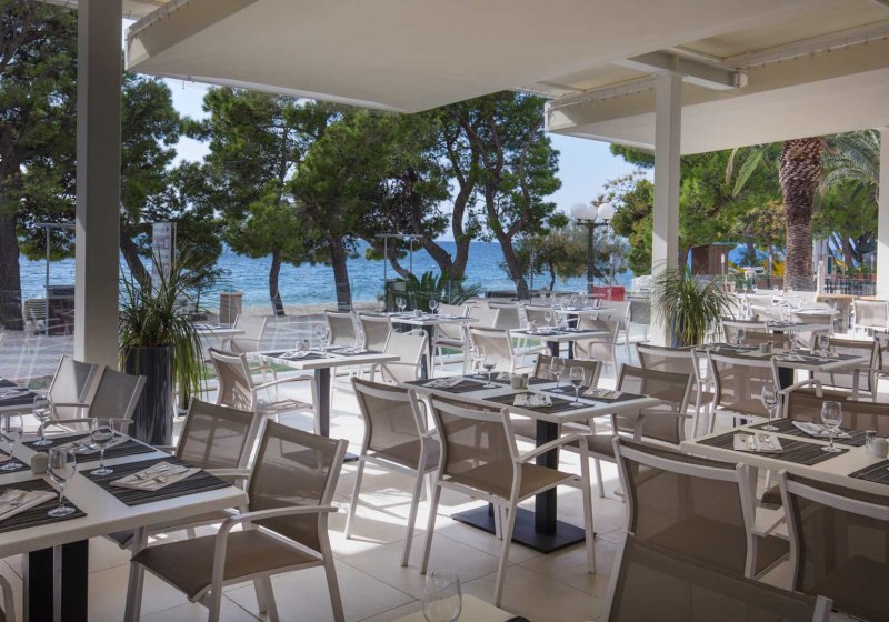 Ausstattung & Service