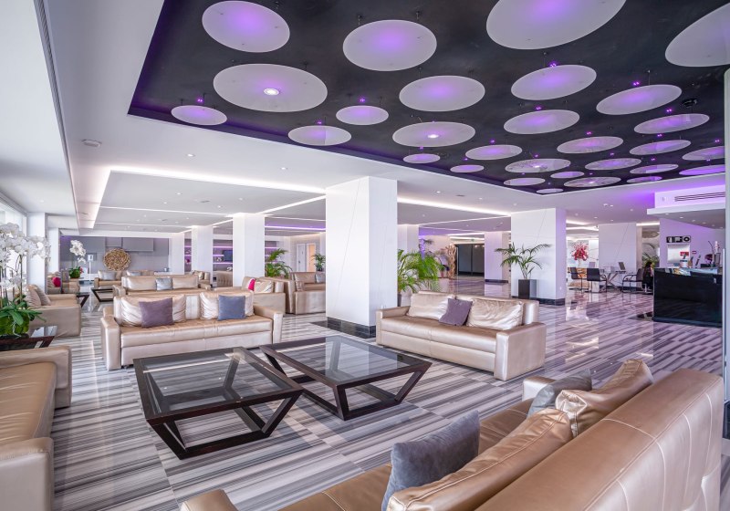 Ausstattung & Service