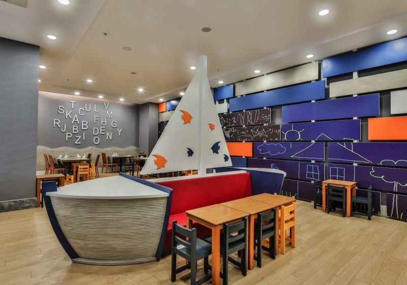 Saturn Palace Resort