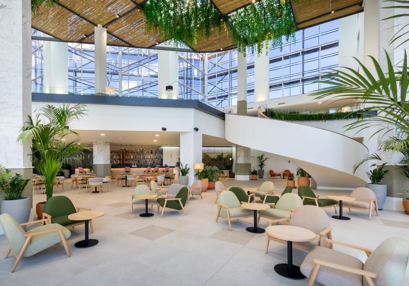 Ausstattung & Service