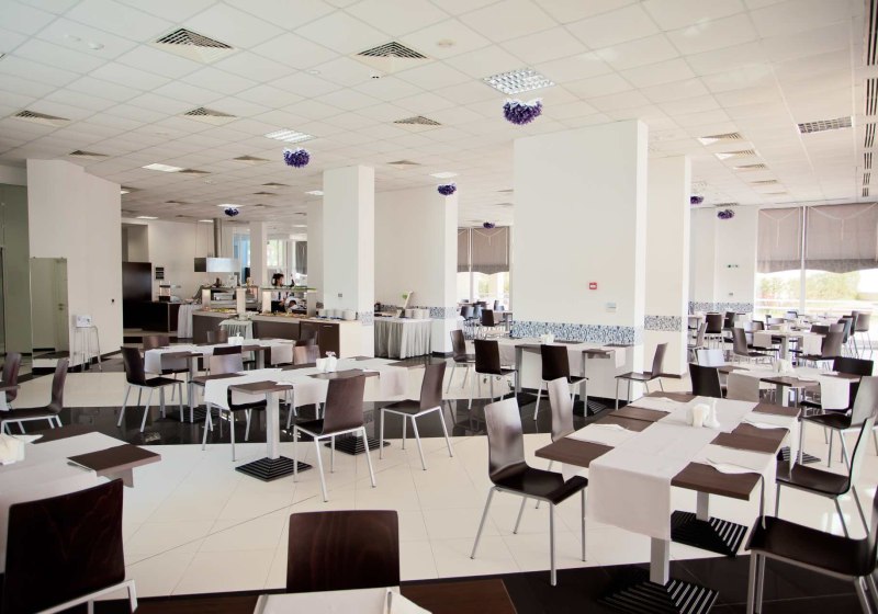 Ausstattung & Service