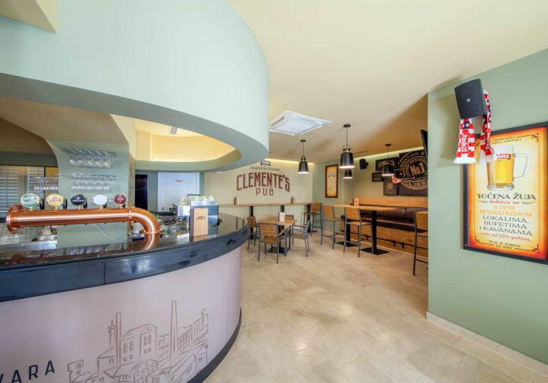 Ausstattung & Service