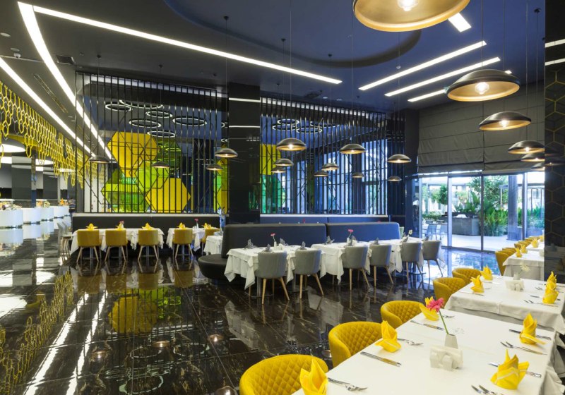 Ausstattung & Service