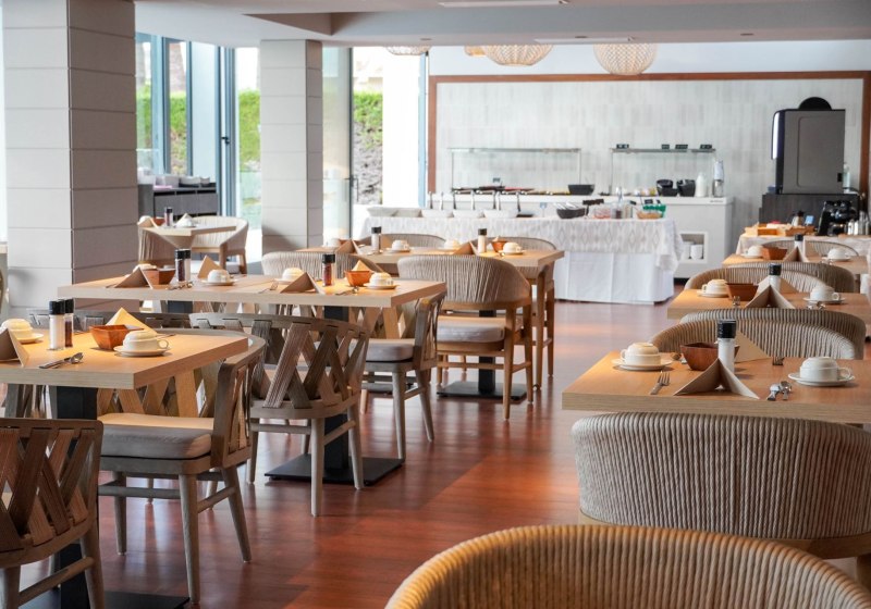 Ausstattung & Service