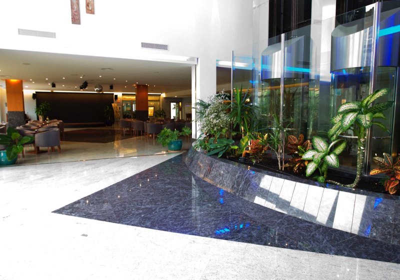 Ausstattung & Service