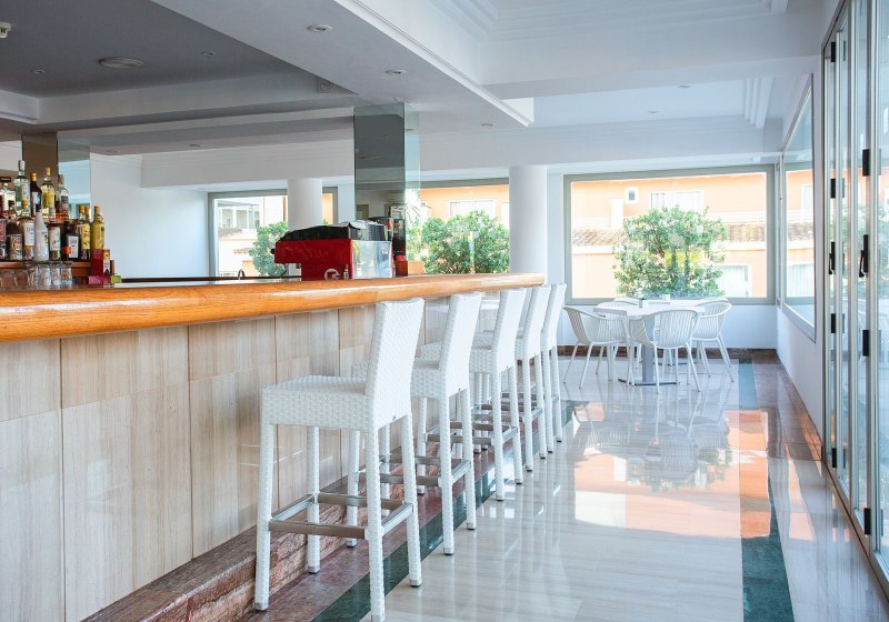 Ausstattung & Service