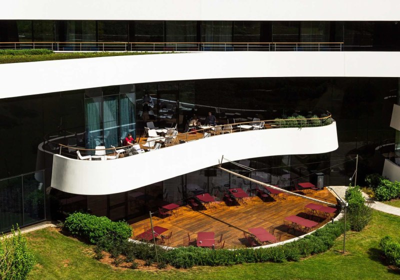 Ausstattung & Service