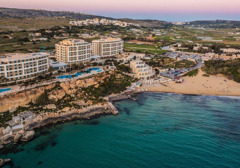 Radisson Blu Golden Sands Resort