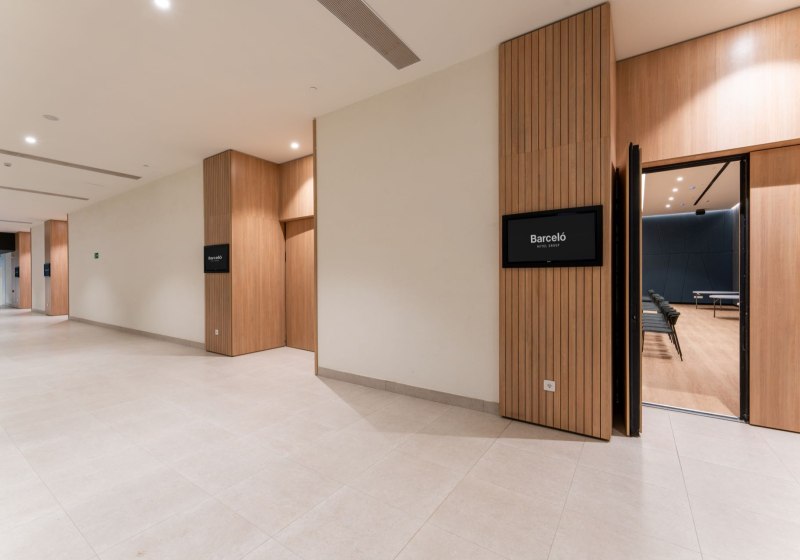 Ausstattung & Service