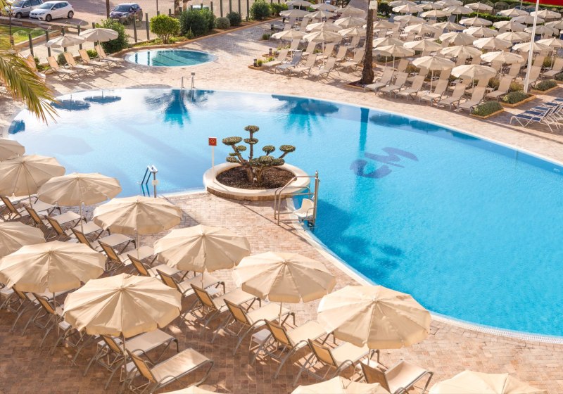 Ausstattung & Service