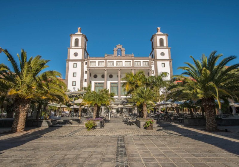 Ausstattung & Service