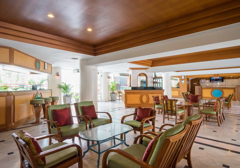 Ausstattung & Service