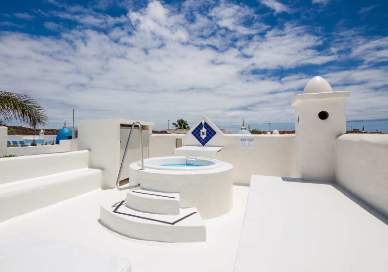 Beispiel: Hotel Außenpool