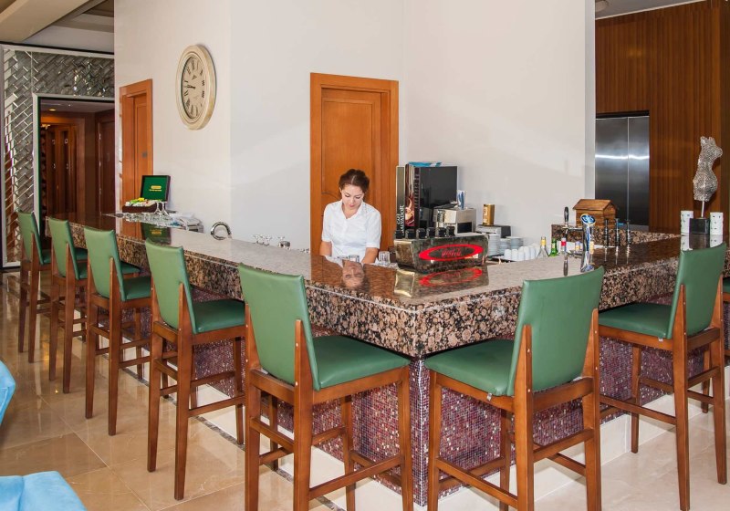 Ausstattung & Service