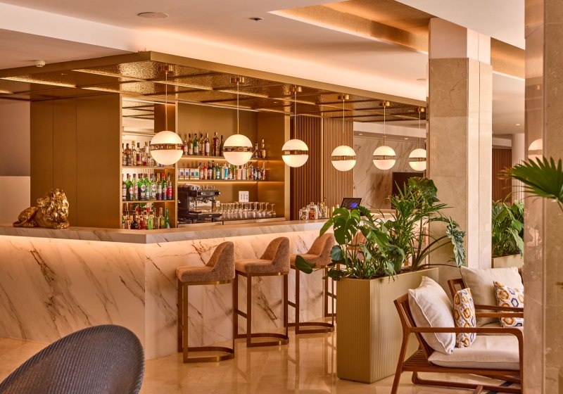 Ausstattung & Service