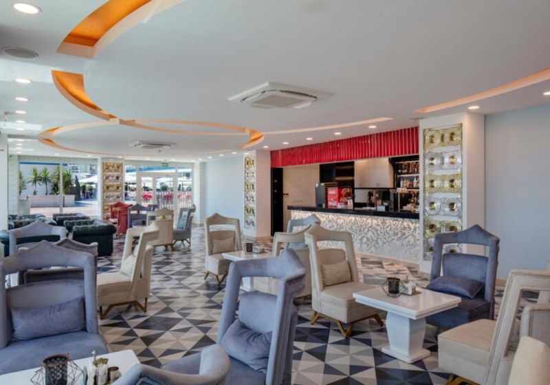 Ausstattung & Service