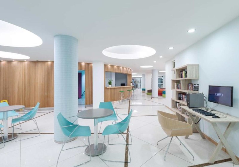 Ausstattung & Service