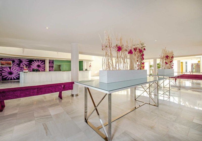 Ausstattung & Service