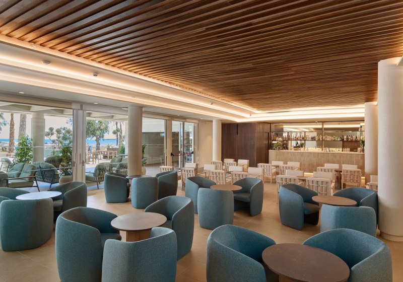 Ausstattung & Service