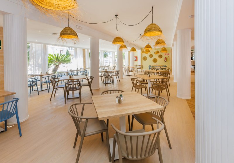 Ausstattung & Service