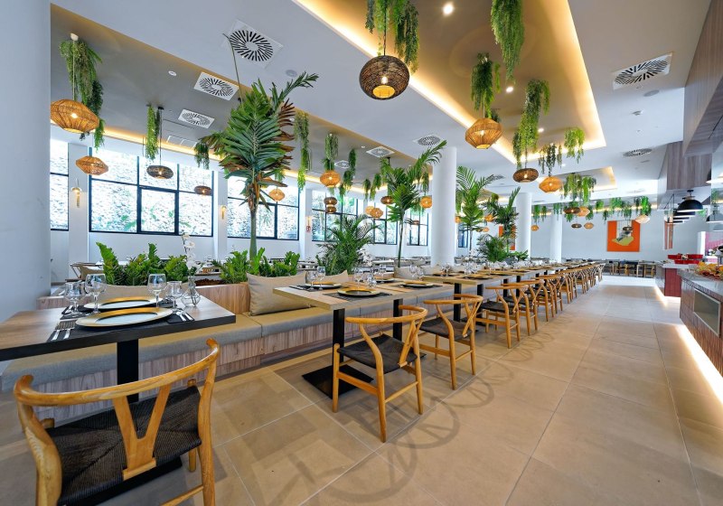 Ausstattung & Service