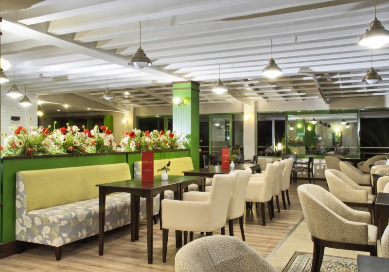 Ausstattung & Service